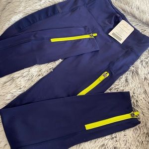 Fabletics NWT Medium Legging